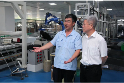 化纖協(xié)會(huì)走訪河南新鄉(xiāng) 企業(yè)將形成9萬(wàn)噸Lyocell纖維產(chǎn)能，軟件開(kāi)發(fā)助力產(chǎn)業(yè)升級(jí)